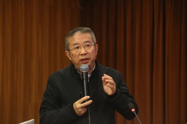 全国教育专家聚首康巴什，共论教育创新之道_fororder_微信图片_2025-10-22_093550_938