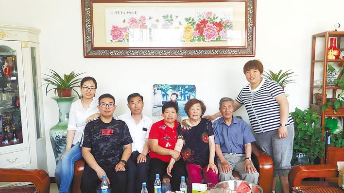 “我的身份证上有了父亲的名字”