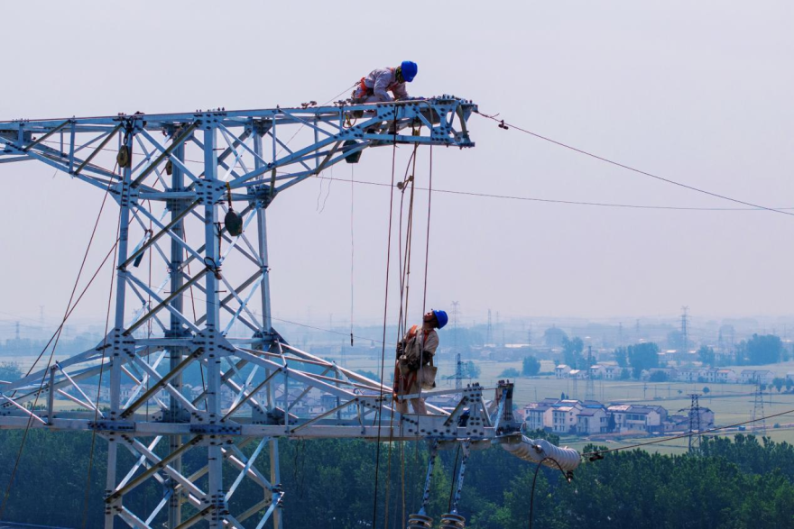 State Grid Huai’an Power Supply Company Supports Relocation of the “Power Artery” for the Huaihe River Sea-entry Channel_fororder_图片14