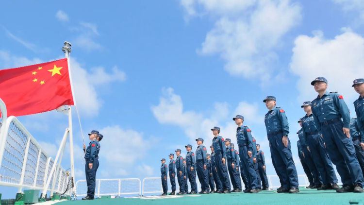 视频丨万里海疆同升一面旗 共祝祖国好！