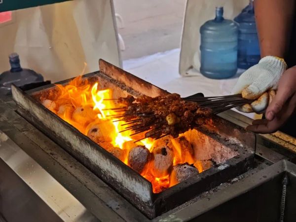 2025敦煌半程马拉松圆满落幕