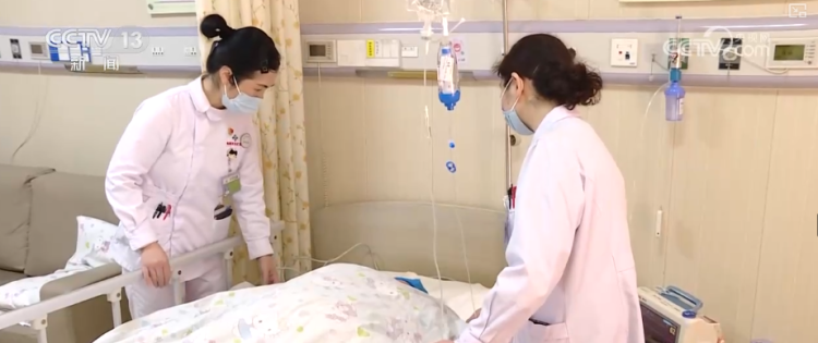 生娃基本不花钱！“医育结合”伴幼儿健康成长 多维度解读生育支持政策↓