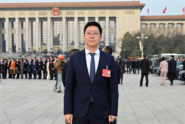 全国人大代表吕国悦：人工智能将助力医疗体系更加智能、高效、精准_fororder_图片1