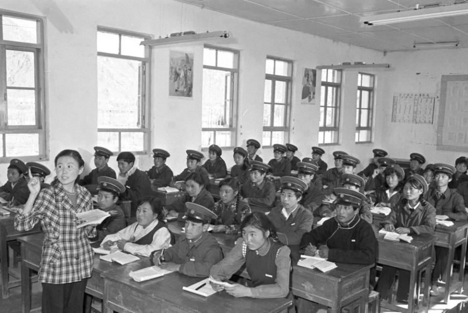 致敬60年！影像记录西藏自治区发展变化_fororder_18邮政班