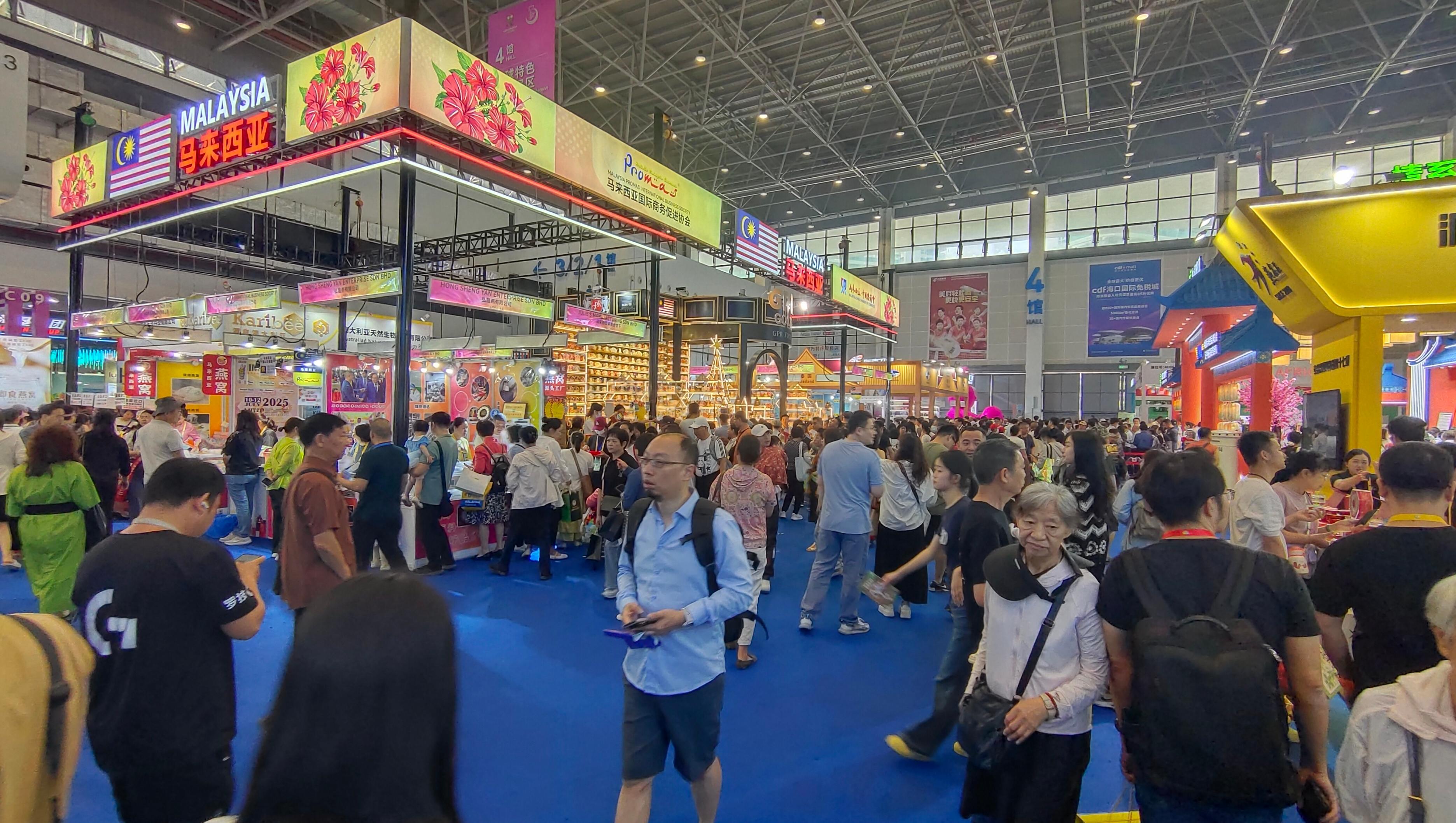 写在消博会闭幕之际：乘开放春风 与世界双向奔赴