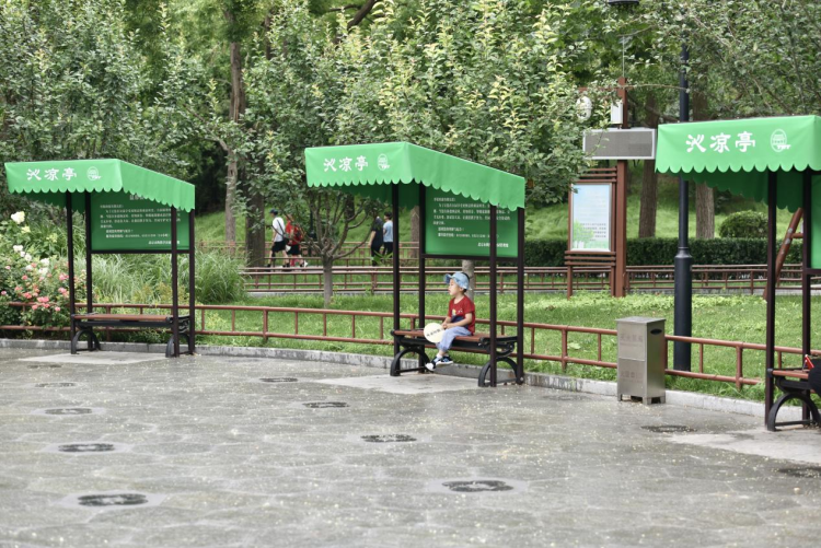 北京市属公园迎暑期游园高峰 多个景点周一正常开放迎客