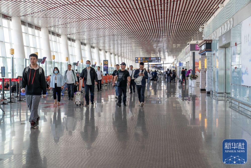 辉煌60载 魅力新西藏｜今年上半年西藏民航旅客吞吐量370万人次