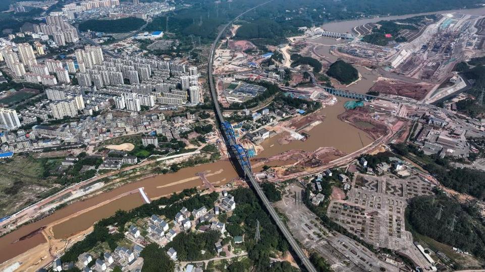 出山入海 通达世界——西部地区高水平共建西部陆海新通道