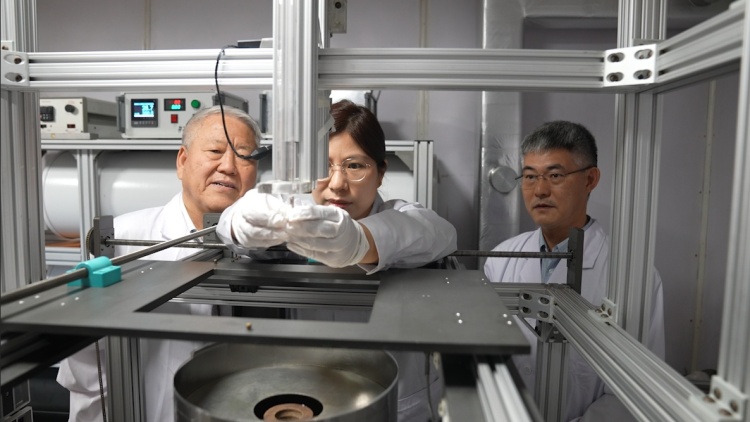 4项月背样品研究成果！嫦娥六号助中国科学家开创月球研究与探索新时代