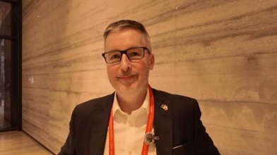 斯洛伐克前经济部长：斯中合作推动数字化进程 应对人工智能挑战