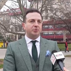 世界看两会丨国际人士：中国共享发展成果扩大开放为全球带来机遇