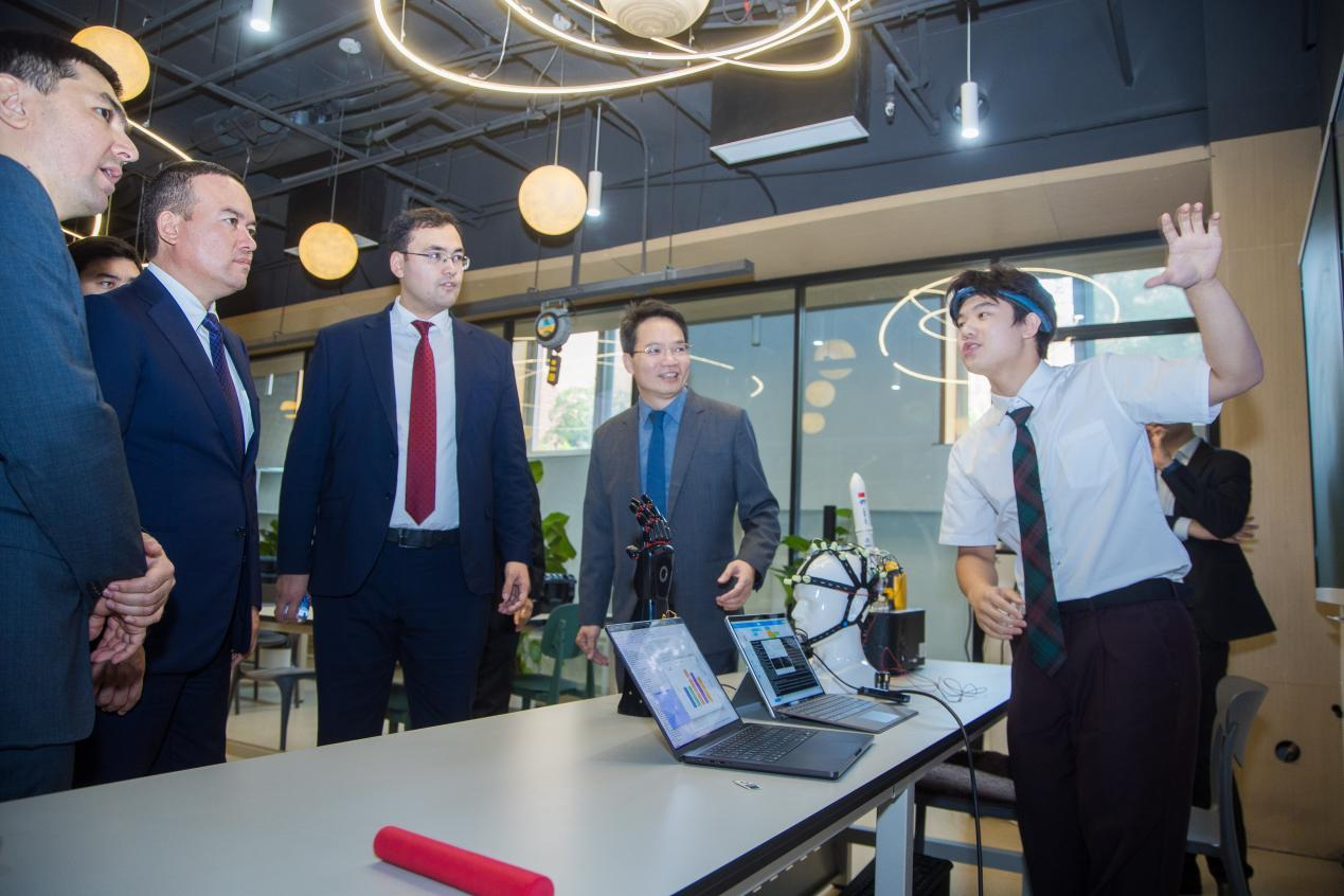 天津英华实验学校获评全国示范校_fororder_图片13