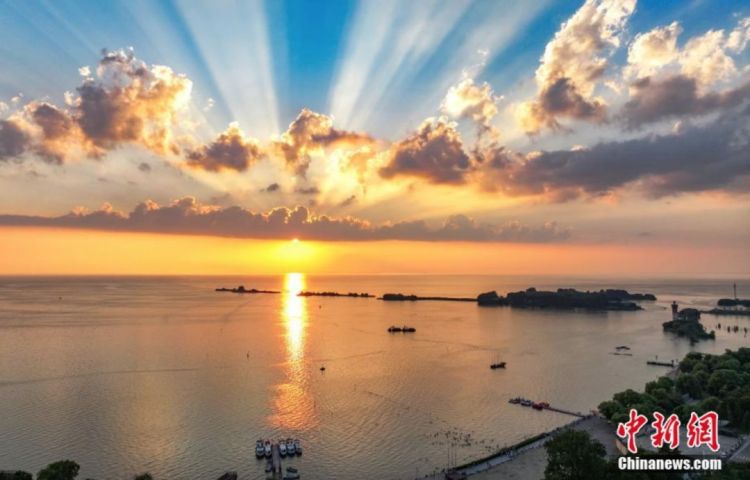 青春华章丨人这一辈子，一定要赴一场江苏的江河湖海之约！