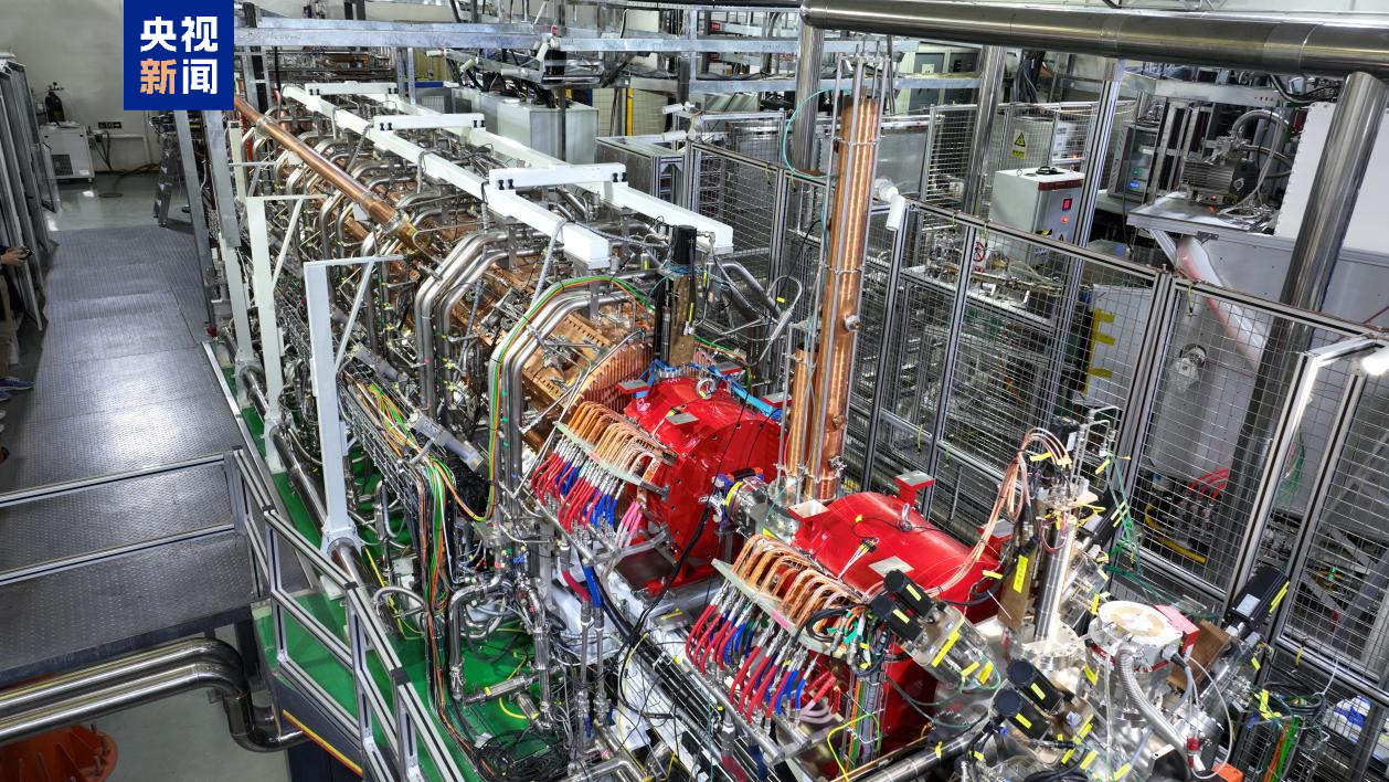 我国自主研发低能量强流高电荷态重离子研究装置通过验收