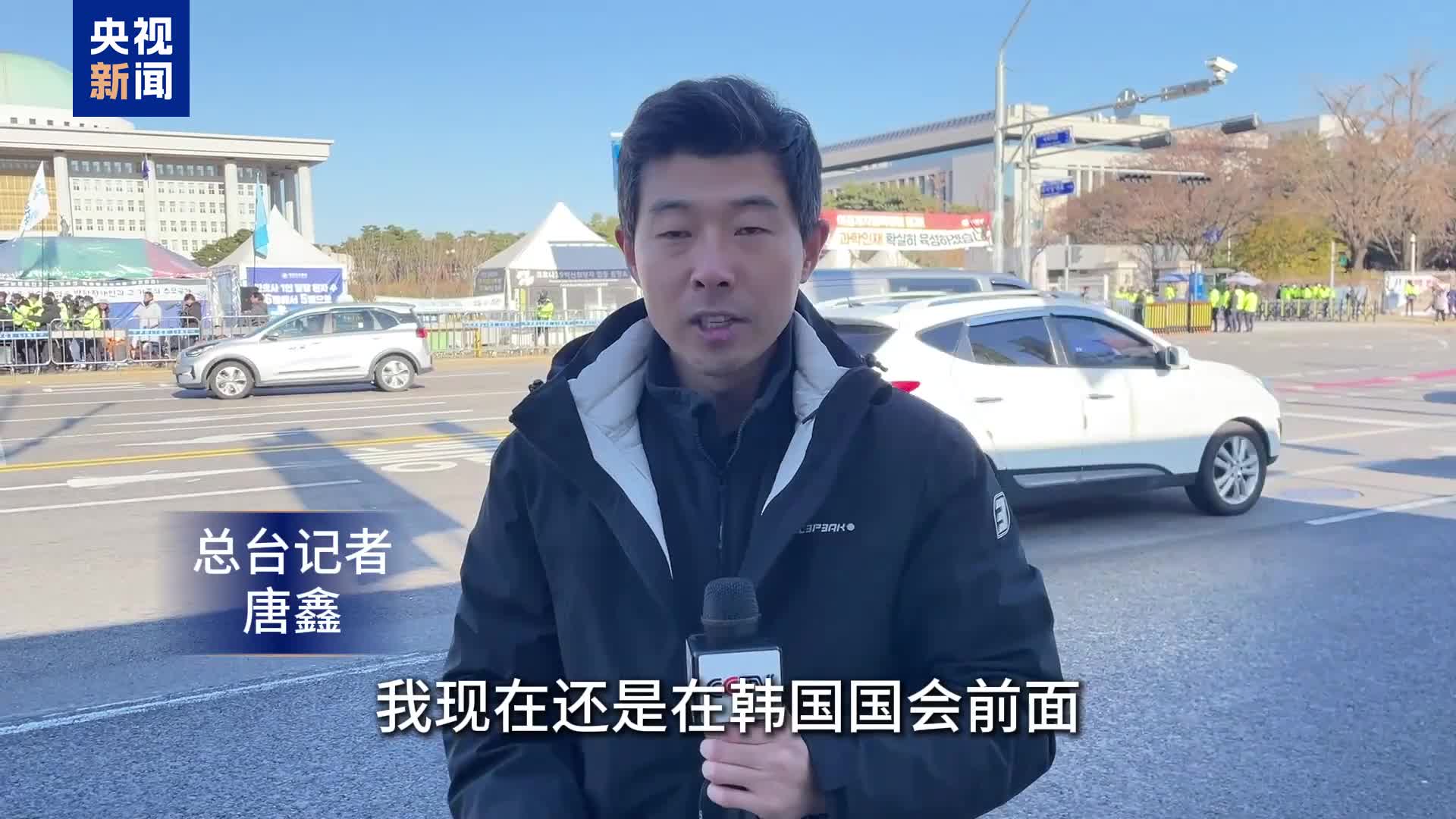 总台记者直击丨韩社会一度陷入惊愕戒严令事件冲击显现- 国际在线移动版