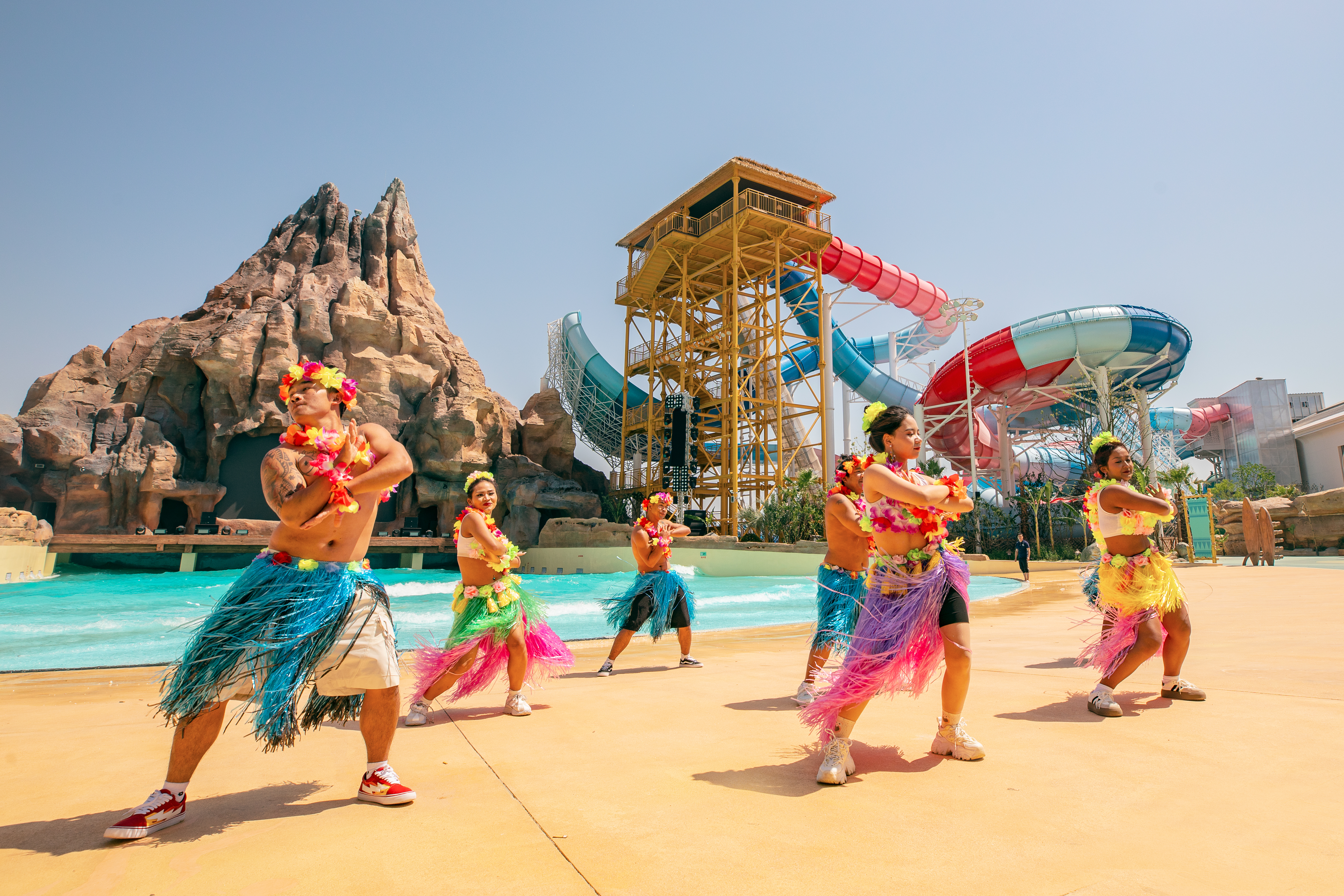 Central China's Largest Water Park Opens in Sino-French Wuhan Ecological Demonstration City_fororder_图片11