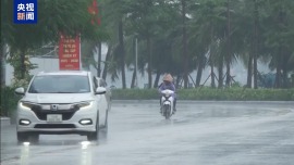 总台现场直击丨台风“韦帕”即将登陆越南 多地风雨肆虐