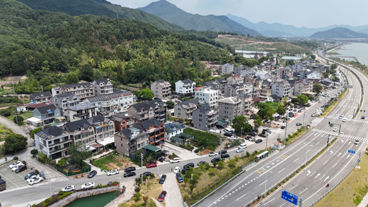 半岛渔乡的三件新鲜事