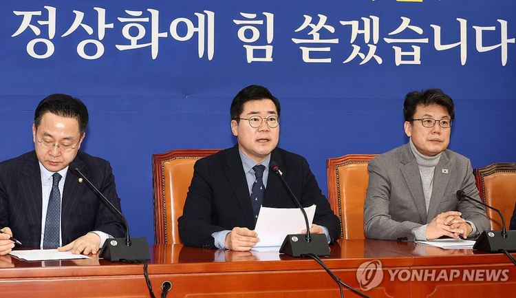 尹锡悦弹劾案明日开审 韩国朝野针对“法官任命”不妥协
