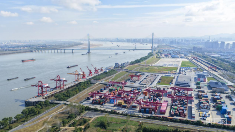 行稳致远开新局丨老区跑出加速度 实“赣”激活了哪些新动能？