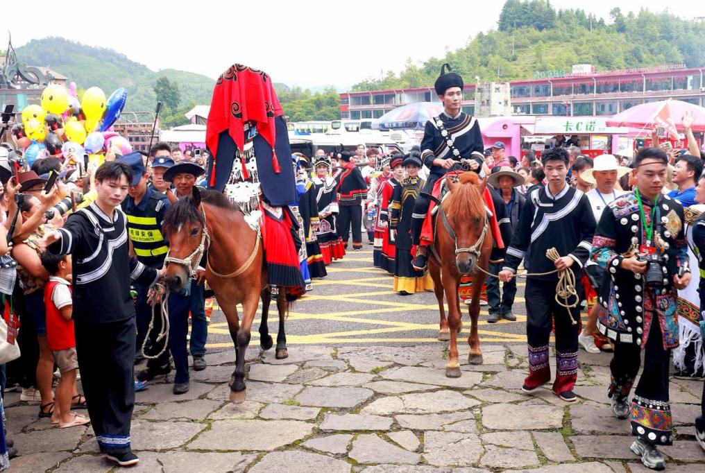 2025 Guizhou Yeyuhai·Haiping Yi Torch Festival Season in Full Swing_fororder_图片9