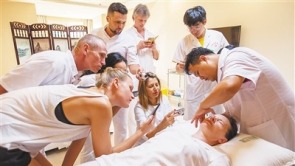 从人才培养到临床服务 海南中医文化加速出海