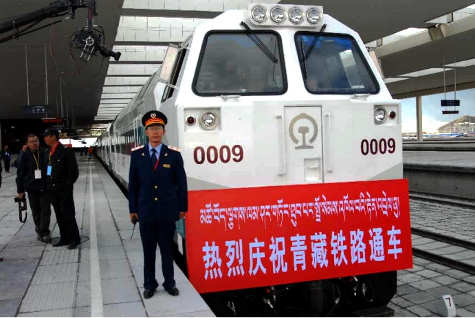 行进中国｜一条“天路”串起的家国故事