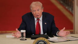 特朗普：若伊朗阻断霍尔木兹海峡 美国将施以更猛烈打击_fororder_20260309085025801