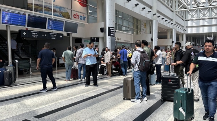 多个以色列邻国重新开放领空