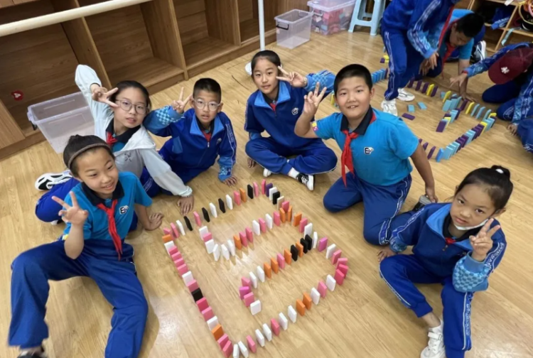 教育结硕果 体育勇摘金——康巴什教育体育齐放“双响炮”_fororder_1eda9f99c8f7c2e44b2d6a55a5516e9f