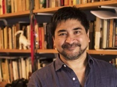 国际人士从两会看中国法治建设：中国以良法善治增进人民福祉_fororder_rBABCWXtJn-ALyKQAAAAAAAAAAA551.600x415