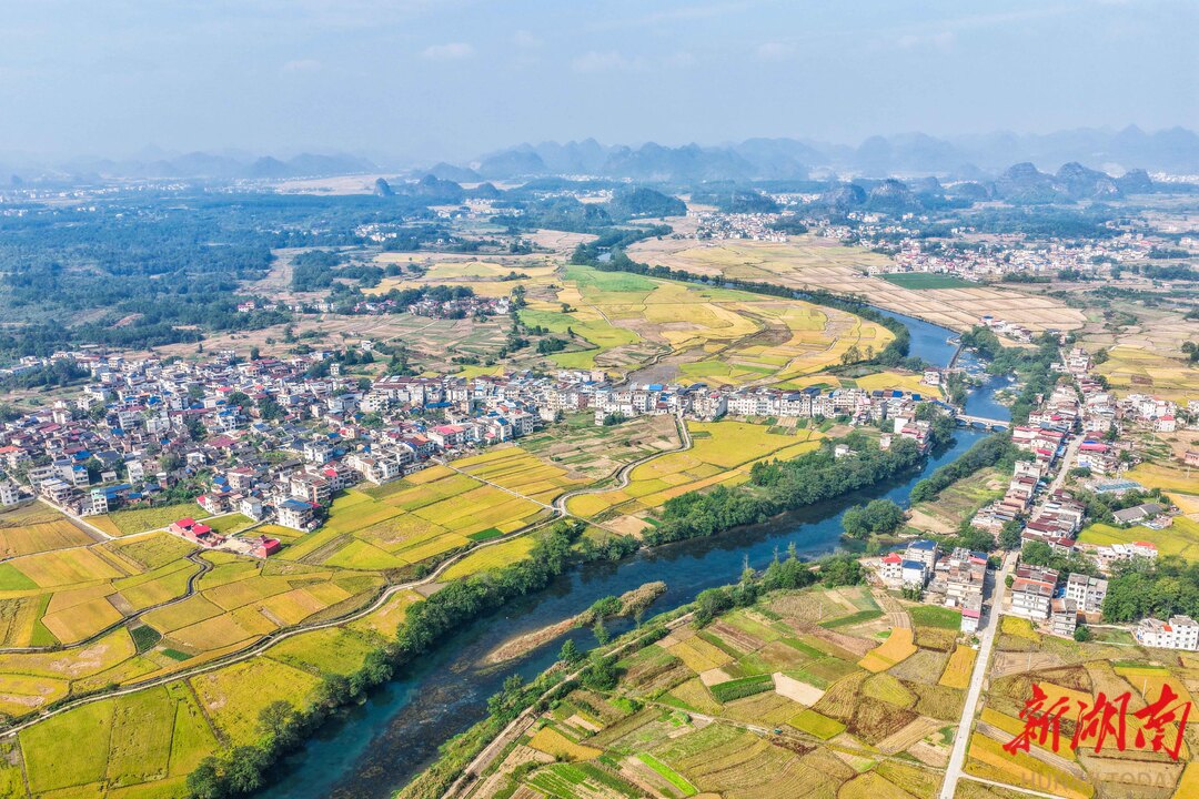 湖南道县沃野绘“丰”景_fororder_1761609986582