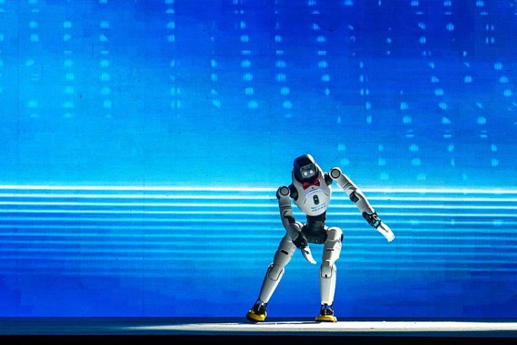 全球媒体聚焦 | 美媒：中国机器人产业的崛起彰显其创新成就_fororder_7791ea1e67cd423cb960672a74d3028a