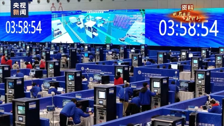 我与国家一起前行丨0.01毫米见真章 他用一杆喷枪征服全世界