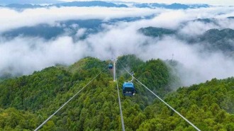 6天接待超8万人次！雪峰山索道点亮湖南文旅新版图