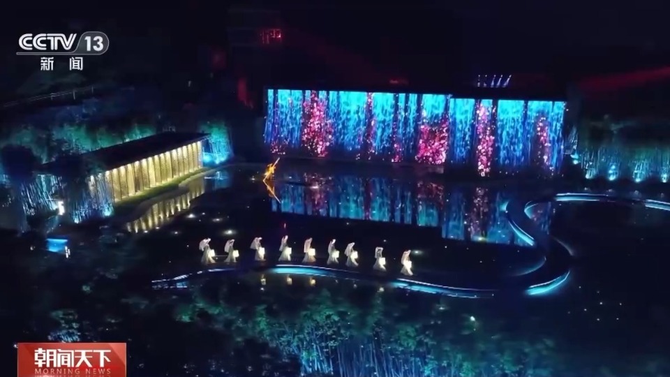 把“舞台”搬进景区 端午假期各地掀起 “文化打卡热”