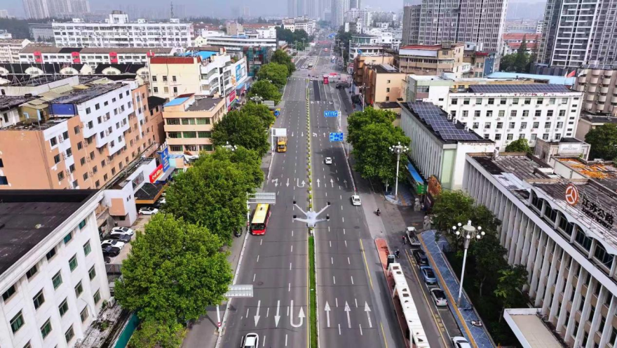 State Grid Huai'an Power Supply Company: Drones Enhance Urban Environmental Governance_fororder_图片2