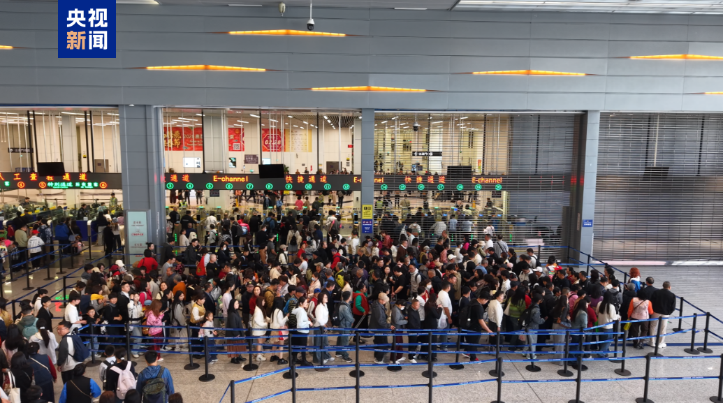 单季度首破100万辆次 “北上”港澳单牌车创历史同期新高