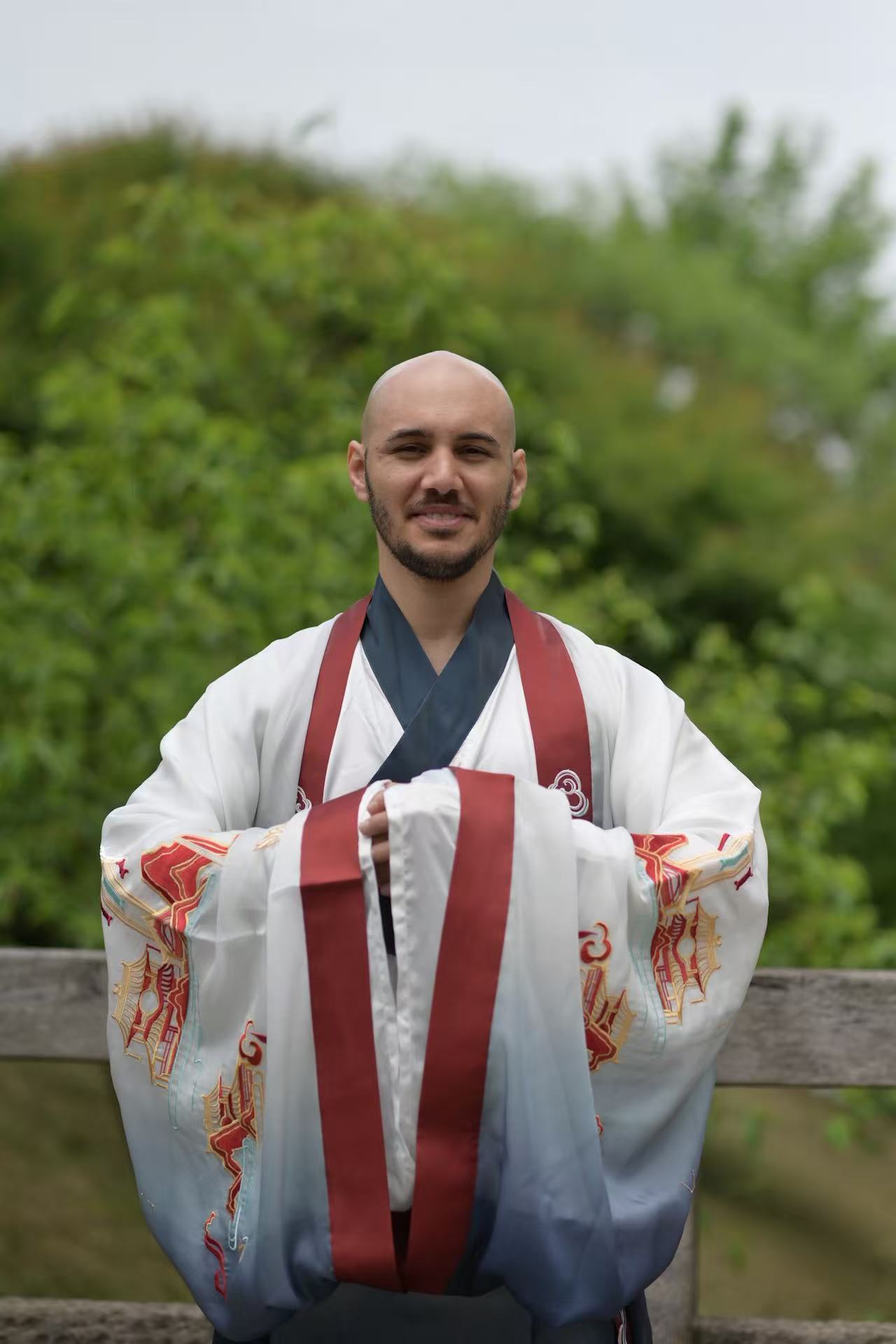 遇见中国 | 从揽月之梦到和平守望 外国友人眼中的中秋月明