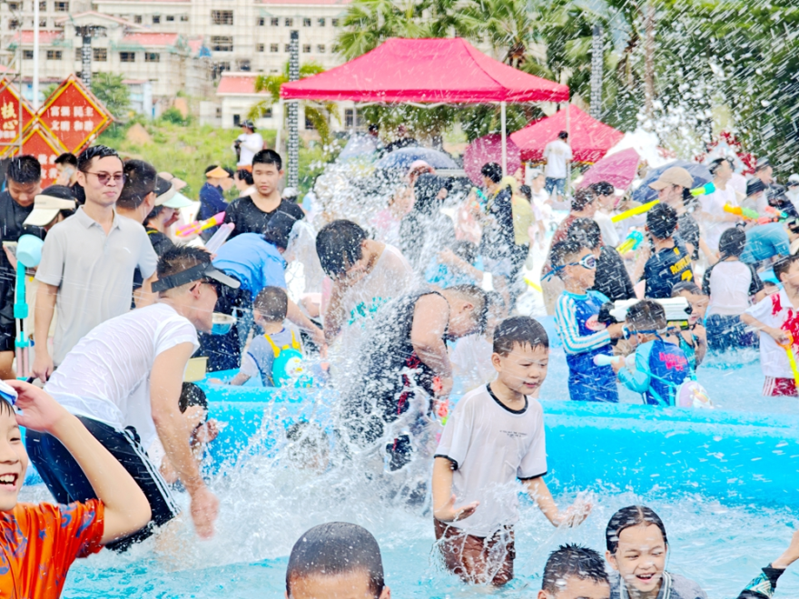 Luodian County, Guizhou Kicks Off Water Festivities with Three Themed Summer Experiences_fororder_图片14