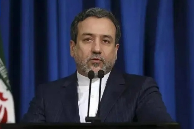 伊朗外长：必须等专家会议正式召开并投票后才能确定新任最高领袖