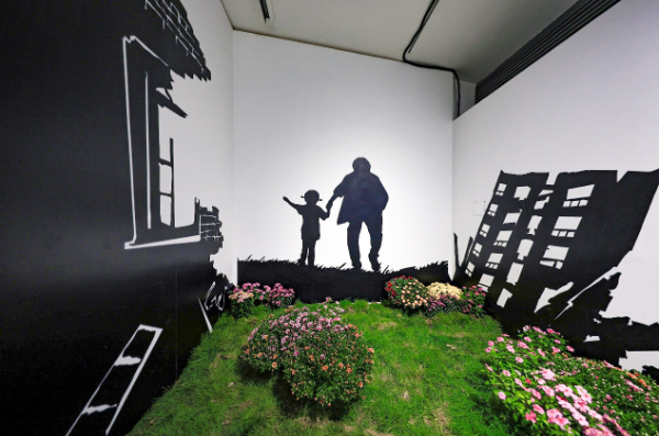 艺术与公益碰撞，伊利携手新周刊与青年艺术家“让美好发声”