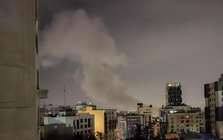 国际观察丨特朗普“临阵变卦”：缓和窗口还是升级陷阱