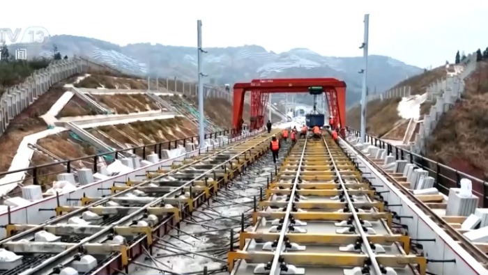 中国经济一季报 | 1379亿元，良好开局！铁路建设优质高效推进