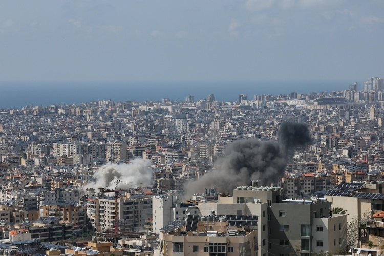 伊朗警告以色列：立即停止袭击黎巴嫩 否则将遭“沉重回击”