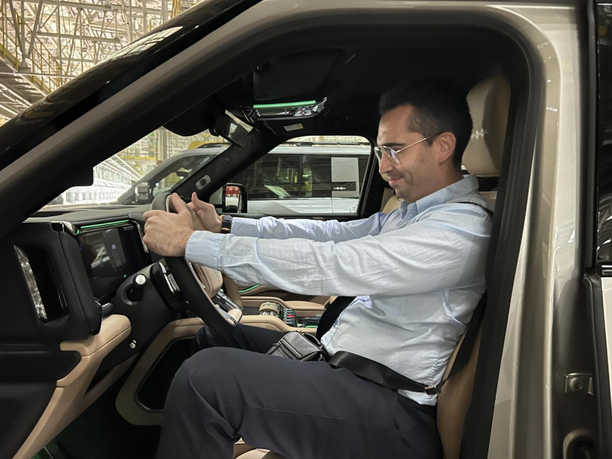 "Decoding China's Intelligent Manufacturing, Witnessing a Green Future — 2025 Global Diplomats' Tour of Henan" Officially Kicks Off_fororder_图片5