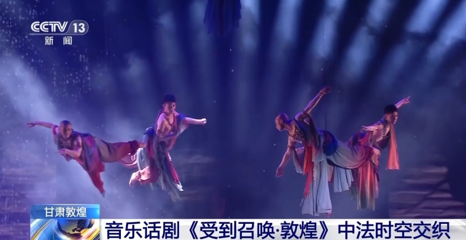 好戏连台！从经典复排到AI赋能话剧 夏日演出市场经典与创新交融