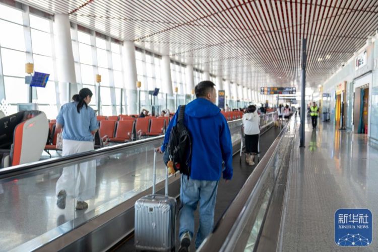 辉煌60载 魅力新西藏｜今年上半年西藏民航旅客吞吐量370万人次