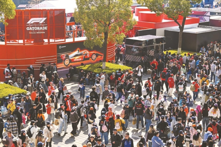 今年前两月上海社零总额同比增7.2%，文商旅体展“合唱”解消费“乘法题”