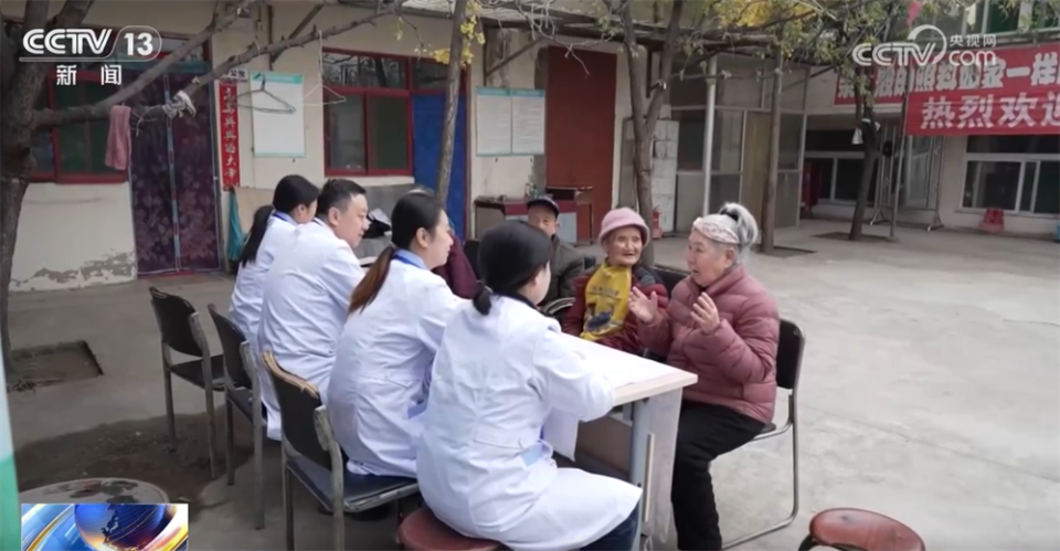 涉及日常生活方方面面 “十四五”期间共建老年友好型社会交出“温暖答卷”